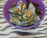 Foto langkah ke 2 dari resep Kerang Saos Pedas Njerit.