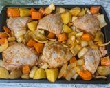 Hình bước làm 4 của món Gà Nướng Hy Lạp (One Pan Chicken)