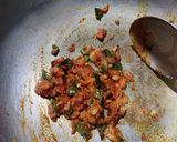 A picture of step 2 of முட்டை பீஸ் சில்லி சப்பாத்தி (egg piece chilli chapati).