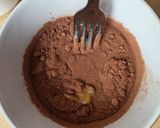 Foto del paso 2 de la receta: Mug cake de chocolate ☕ sin azúcar agregado, ni edulcorante, ni harina, ni lácteos ☕ 7 g proteínas