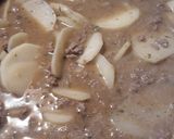 A picture of step 4 of Potato and Ground Beef Skillet.