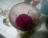 Foto langkah ke 2 dari resep Jus Buah Naga Merah.