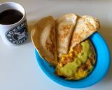 Foto del paso 3 de la receta: Sincronizadas de queso Oaxaca (quesillo) 💕
