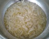 Foto del paso 4 de la receta Rape en salsa de frutos secos
