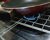 Foto langkah ke 2 dari resep Martabak ManisTeflon+step dan tips.