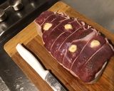 Une image de l'étape 3 de Rôti de bœuf à l'ail fumé et jus de sanglier.