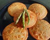 शेगाव कचोरी (Shegaon kachori recipe in marathi) रेसिपी स्टेप 2 फोटो
