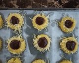 Foto langkah ke 7 dari resep Thumbprint Cookies.