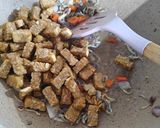 Foto langkah ke 3 dari resep Tumis Tempe dan Taoge.