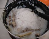 Foto langkah ke 5 dari resep Bubur Ayam Bumbu Kuning Oregano.