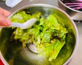 A picture of step 2 of Balsamic Vinegar and Soy Sauce Dressing.