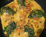 Foto langkah ke 8 dari resep Telur Dadar Sawi Gulung Isi Ayam Wortel.