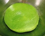 Hình bước làm 3 của món Spinach pizza
