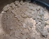 A picture of step 2 of Mashed Potatoes and Meatball Sauce.