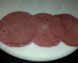A picture of step 6 of Rose-shaped beetroot momos.