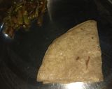 A picture of step 6 of Do Padi Ya Rumali Roti.