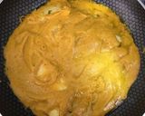 Foto del paso 7 de la receta Merluza en salsa de zanahoria y almendra con curry