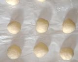 Foto langkah ke 8 dari resep Donat menul lembut.