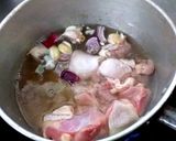 รูปขั้นตอนการทำที่ 3 ของ ไก่ต้มใบชะมวง