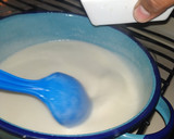 Foto del paso 4 de la receta: Panna cotta de coco con coulis de jamaica y mezcal oaxacaqueño