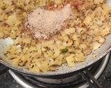 A picture of step 1 of Stuffed Mirchi Kadi Pakoda.
