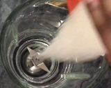 A picture of step 1 of Chikoo milkshake.