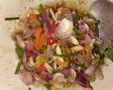 Foto langkah ke 7 dari resep Ayam goreng sambel matah.