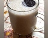 A picture of step 3 of Banana Date shake.