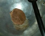A picture of step 2 of Dates ground peanuts ladoo.