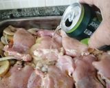 Foto del paso 4 de la receta: Pollo al horno con manzana