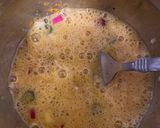 A picture of step 1 of Indian Railway Station Omlette.