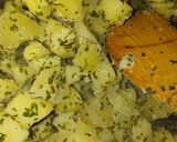 Rántott hal petrezselymes burgonyával recept fázis 2 fotója