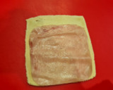 Foto del paso 2 de la receta: Canelones de jamón York y queso con pan de molde