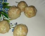 A picture of step 2 of Bread manchurian.