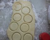 Foto del paso 4 de la receta: Galletitas con fécula de mandioca♡ (de naranja)
