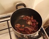 A picture of step 2 of French onion soup.