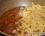 A picture of step 6 of Octopus with Elbow Macaroni.