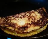 Foto del paso 7 de la receta: Omelette de plátano maduro para desayunar... 😘🍌🧀🥓🥚🍳🍌😘