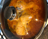 Foto del paso 3 de la receta: Pollo en salsa