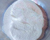 Foto del paso 5 de la receta: Mantecados planos caseros de limón, canela y agua de rosas