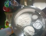 मिनी पिज़्जा(mini pizza recipe in hindi) रेसिपी चरण 1 फोटो