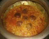 A picture of step 4 of Masala e Noodles & Kofta Pizza.