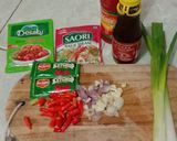 Foto langkah ke 1 dari resep Cumi balado bumbu sarden pedas.