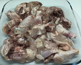 Foto del paso 1 de la receta: Pollo con su adobo integrado al horno