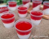 Foto langkah ke 5 dari resep Red and White Sago Pudding (Puding Sagu Merah Putih).