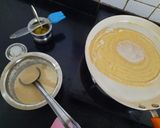 A picture of step 3 of Rawa dosa.