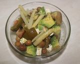 Foto del paso 7 de la receta: Ensalada de aguacate, espárragos y kumato
