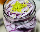Foto del paso 1 de la receta: Cebolla encurtida 🍋‍🟩 🧅 🍋‍🟩