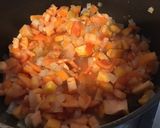 Une image de l'étape 3 de Soupe de pommes de terre navets tomates et carottes au citron confit.
