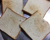 A picture of step 2 of Bread Pizza.